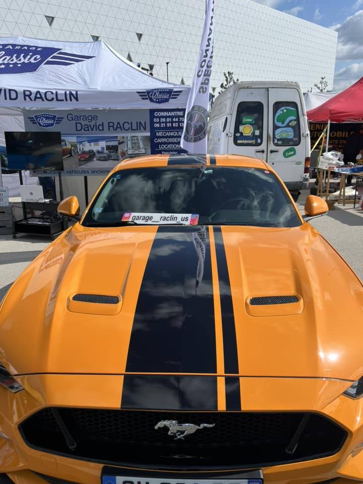 stand automobile garage david raclin 2